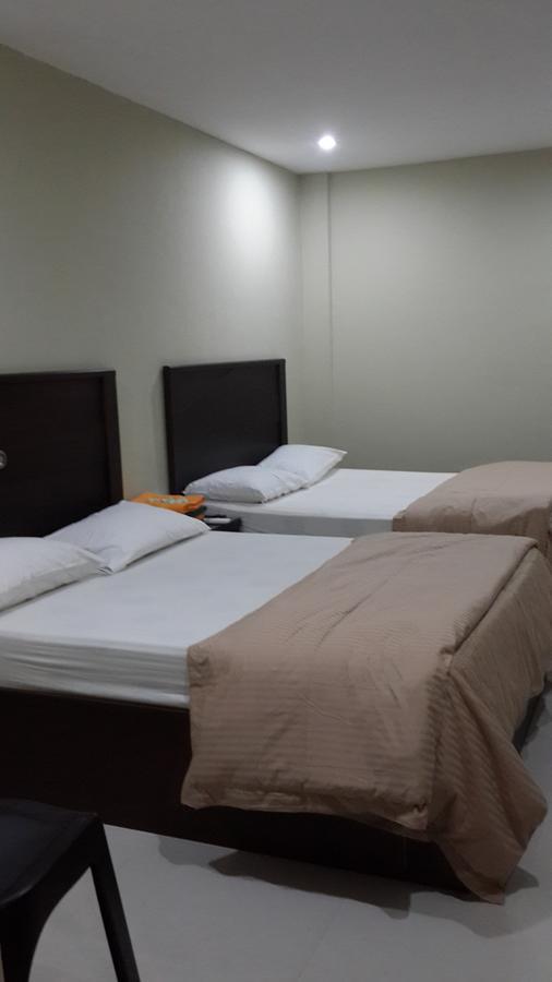 Leon Inn Jodoh Square Batam Esterno foto