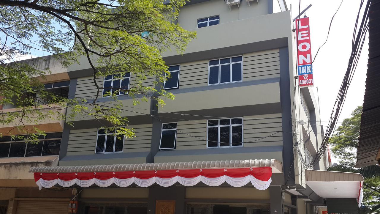 Leon Inn Jodoh Square Batam Esterno foto